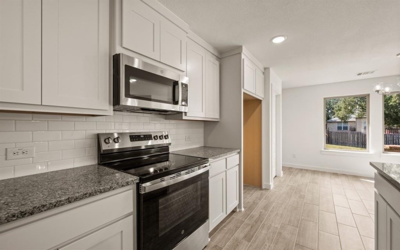 201 Bartlett Court, Runaway Bay, TX 76426, 4 Habitaciones Habitaciones , ,2 BañosBaños,Residential,En Venta,201 Bartlett Court,0,21042036