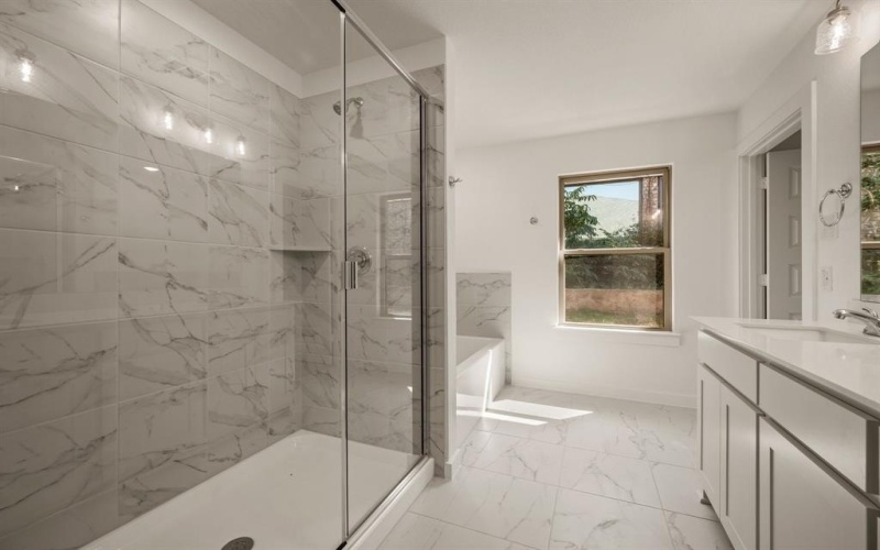 201 Bartlett Court, Runaway Bay, TX 76426, 4 Habitaciones Habitaciones , ,2 BañosBaños,Residential,En Venta,201 Bartlett Court,0,21042036