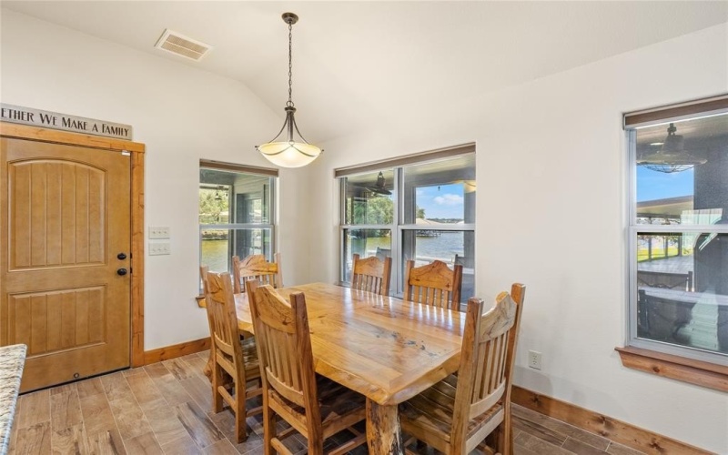 3806, 3808 Sandy Beach Drive, Granbury, TX 76049, 3 Habitaciones Habitaciones , ,2 BañosBaños,Residential,En Venta,3806,3808 Sandy Beach Drive,0,21042080