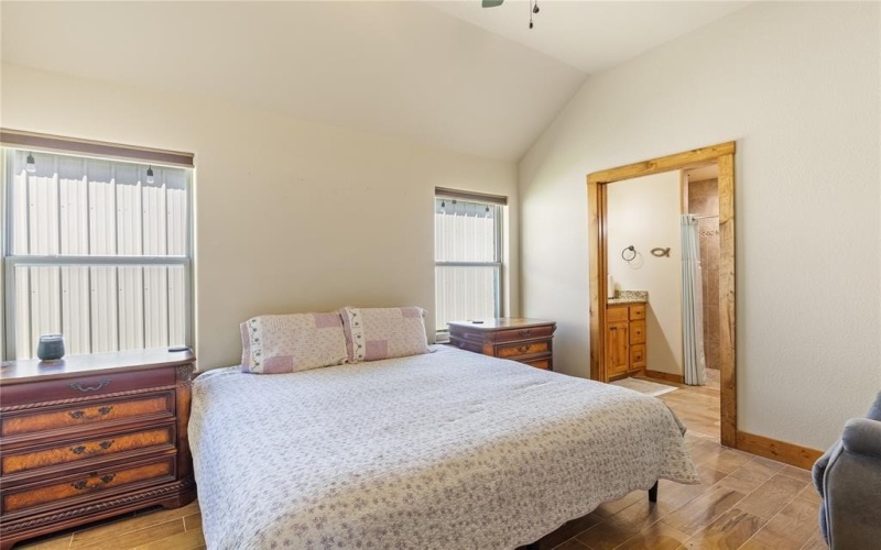3806, 3808 Sandy Beach Drive, Granbury, TX 76049, 3 Habitaciones Habitaciones , ,2 BañosBaños,Residential,En Venta,3806,3808 Sandy Beach Drive,0,21042080