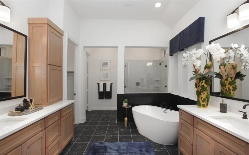 1723 N Hillside Stroll Drive, Lavon, TX 75166, 4 Bedrooms Bedrooms, ,3 BathroomsBathrooms,Residential,For Sale,1723 N Hillside Stroll Drive,0,21042154