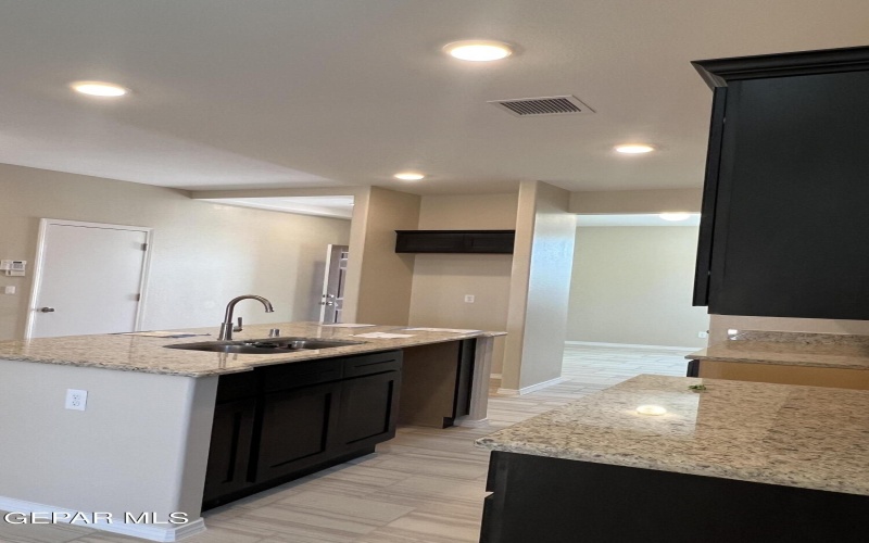 12568 CAYO NORTE Drive, El Paso, TX 79934, 3 Habitaciones Habitaciones , ,1 BañoBaños,Residential,En Venta,12568 CAYO NORTE Drive,917938