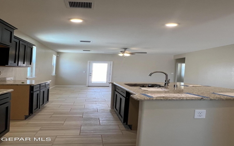 12568 CAYO NORTE Drive, El Paso, TX 79934, 3 Habitaciones Habitaciones , ,1 BañoBaños,Residential,En Venta,12568 CAYO NORTE Drive,917938