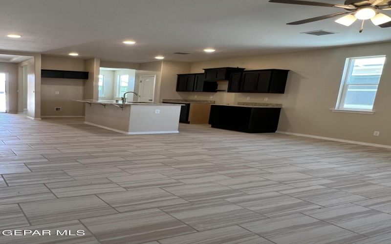 12568 CAYO NORTE Drive, El Paso, TX 79934, 3 Habitaciones Habitaciones , ,1 BañoBaños,Residential,En Venta,12568 CAYO NORTE Drive,917938