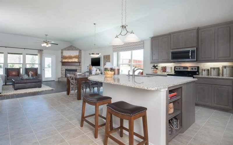 1016 Windsong Drive, Crowley, TX 76036, 3 Habitaciones Habitaciones , ,2 BañosBaños,Residential,En Venta,1016 Windsong Drive,0,21042173