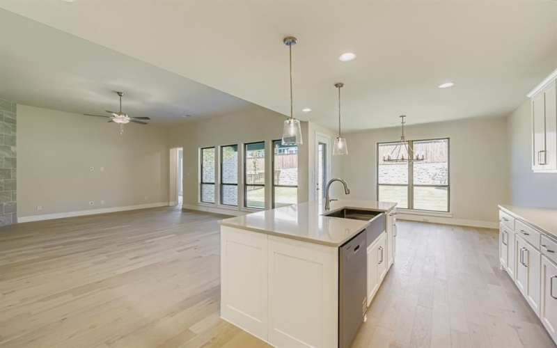 158 Sandie Drive, Rhome, TX 76078, 4 Bedrooms Bedrooms, ,3 BathroomsBathrooms,Residential,For Sale,158 Sandie Drive,0,21042194