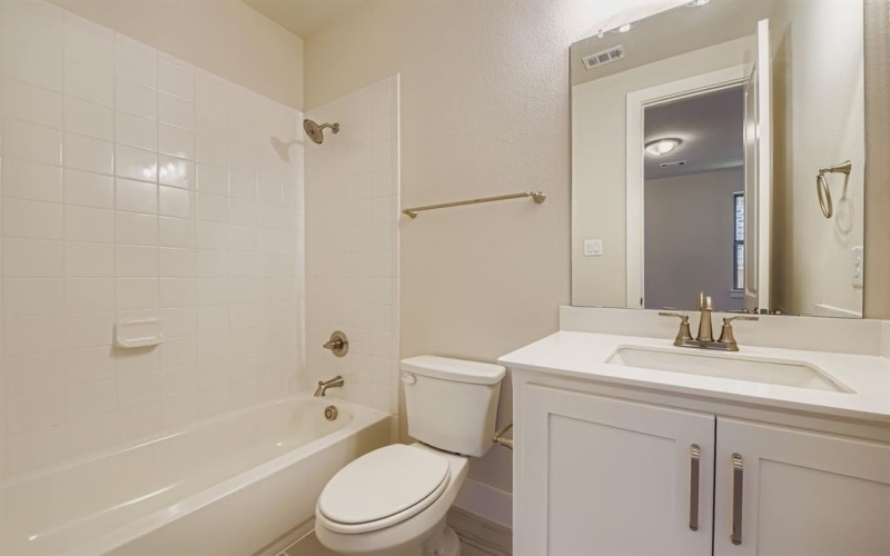 158 Sandie Drive, Rhome, TX 76078, 4 Bedrooms Bedrooms, ,3 BathroomsBathrooms,Residential,For Sale,158 Sandie Drive,0,21042194