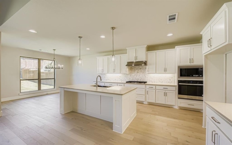 158 Sandie Drive, Rhome, TX 76078, 4 Bedrooms Bedrooms, ,3 BathroomsBathrooms,Residential,For Sale,158 Sandie Drive,0,21042194