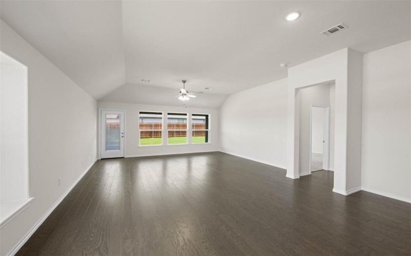 10301 Tapioca Street, Fort Worth, TX 76036, 3 Bedrooms Bedrooms, ,2 BathroomsBathrooms,Residential,For Sale,10301 Tapioca Street,0,21042259