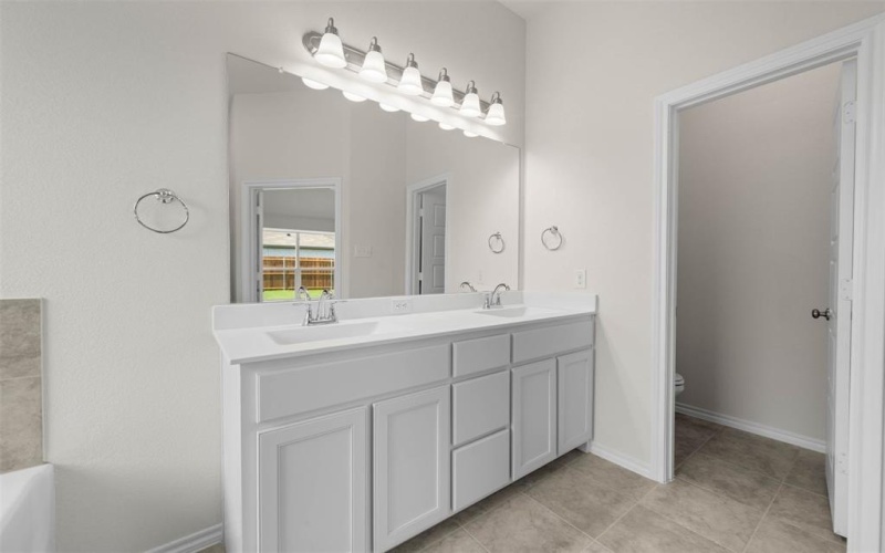 10301 Tapioca Street, Fort Worth, TX 76036, 3 Bedrooms Bedrooms, ,2 BathroomsBathrooms,Residential,For Sale,10301 Tapioca Street,0,21042259