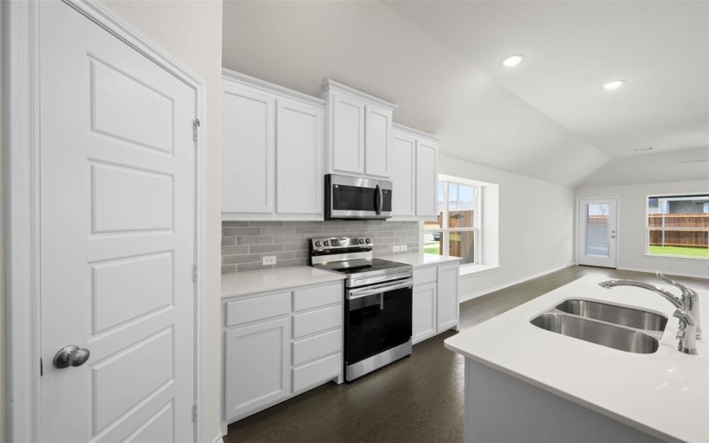 10301 Tapioca Street, Fort Worth, TX 76036, 3 Bedrooms Bedrooms, ,2 BathroomsBathrooms,Residential,For Sale,10301 Tapioca Street,0,21042259
