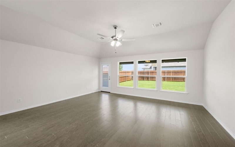 10301 Tapioca Street, Fort Worth, TX 76036, 3 Bedrooms Bedrooms, ,2 BathroomsBathrooms,Residential,For Sale,10301 Tapioca Street,0,21042259
