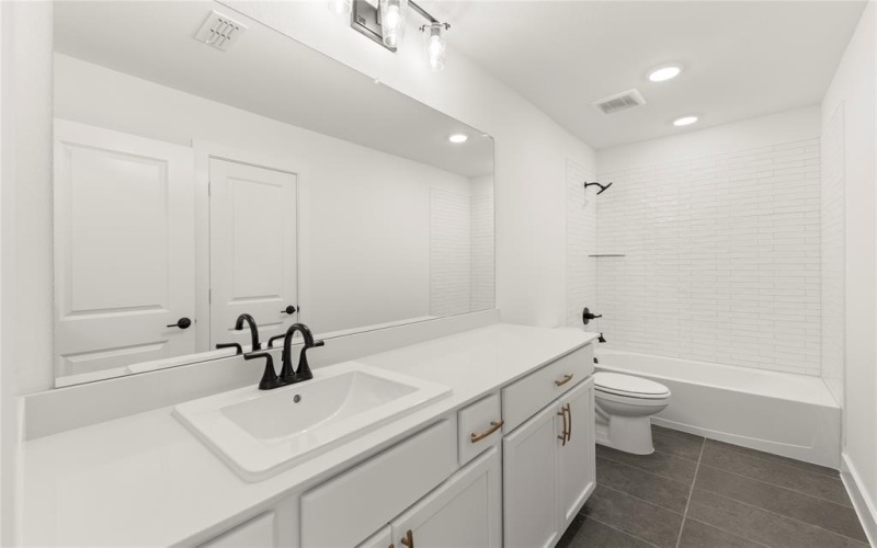 4108 Slate Street, McKinney, TX 75071, 4 Bedrooms Bedrooms, ,3 BathroomsBathrooms,Residential,For Sale,4108 Slate Street,0,21042283