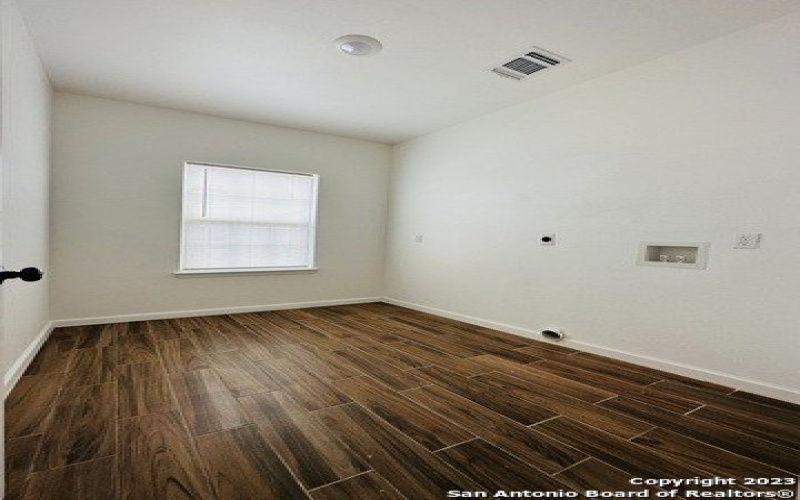 180 TURNBERRY, La Vernia, TX 78121, 3 Habitaciones Habitaciones , ,2 BañosBaños,Residential,En Venta,180 TURNBERRY,0,1726614