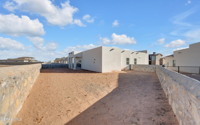 7348 John Gerald, El Paso, TX 79934, 3 Bedrooms Bedrooms, ,2 BathroomsBathrooms,Residential,For Sale,7348 John Gerald,0,929102