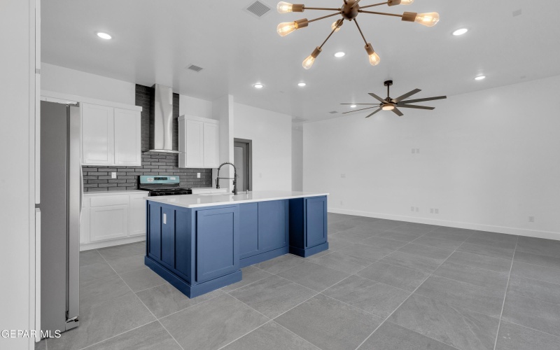 7348 John Gerald, El Paso, TX 79934, 3 Bedrooms Bedrooms, ,2 BathroomsBathrooms,Residential,For Sale,7348 John Gerald,0,929102