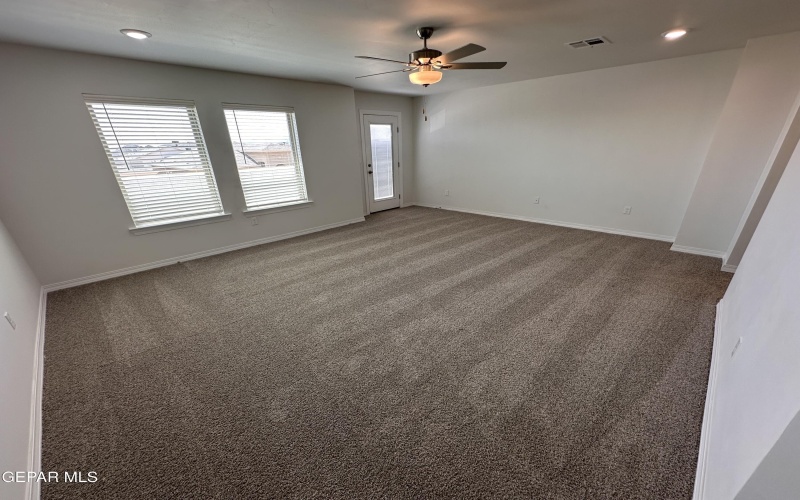 51009 Desert Calico Avenue, El Paso, TX 79903, 4 Habitaciones Habitaciones , ,1 BañoBaños,Residential,En Venta,51009 Desert Calico Avenue,0,929140