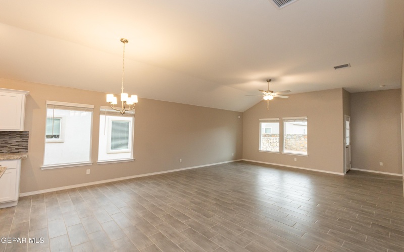 1217 Golden summer Place, Horizon City, TX 79928, 4 Habitaciones Habitaciones , ,3 BañosBaños,Residential,En Venta,1217 Golden summer Place,0,929148