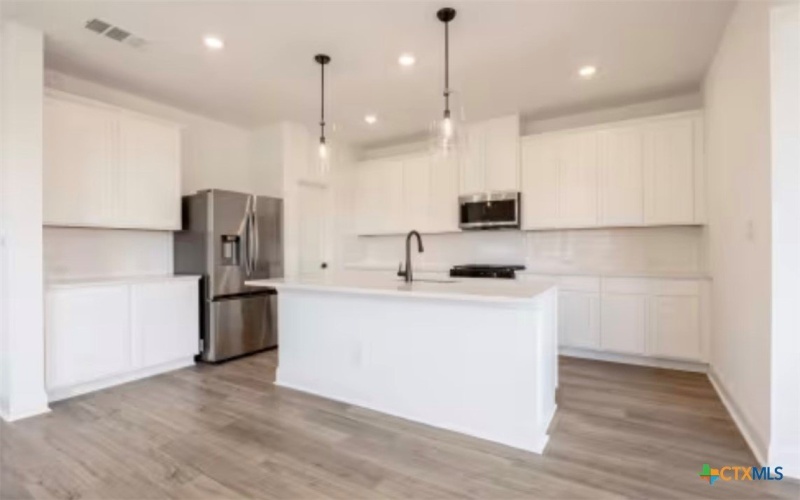 501 Bauer Loop, Liberty Hill, TX 78642, 4 Habitaciones Habitaciones , ,2 BañosBaños,Residential,En Venta,501 Bauer Loop,0,571284