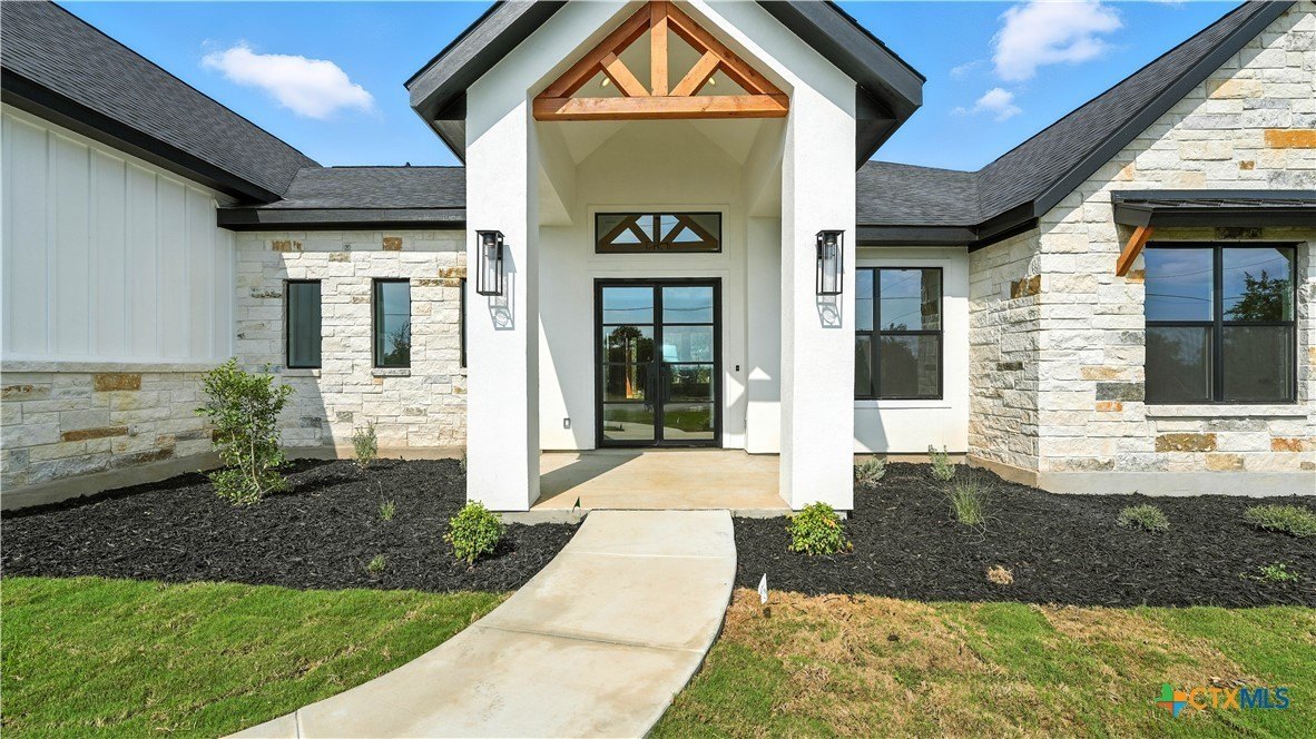 306 Toucan Drive, Spring Branch, TX 78070, 4 Bedrooms Bedrooms, ,3 BathroomsBathrooms,Residential,For Sale,306 Toucan Drive,0,590858