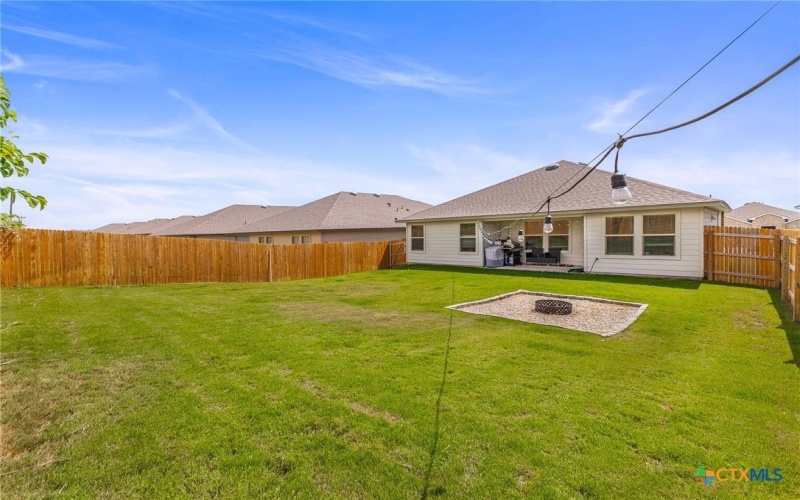 1254 Lindsey Drive, Copperas Cove, TX 76522, 3 Bedrooms Bedrooms, ,2 BathroomsBathrooms,Residential,For Sale,1254 Lindsey Drive,0,590939