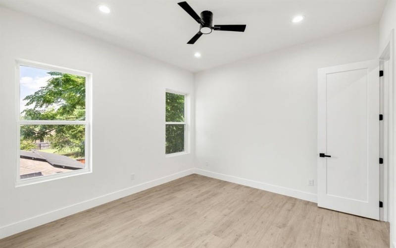 4024 Esmalda Street, Dallas, TX 75212, 4 Bedrooms Bedrooms, ,3 BathroomsBathrooms,Residential,For Sale,4024 Esmalda Street,0,21005965