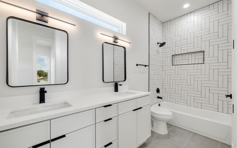 4024 Esmalda Street, Dallas, TX 75212, 4 Bedrooms Bedrooms, ,3 BathroomsBathrooms,Residential,For Sale,4024 Esmalda Street,0,21005965