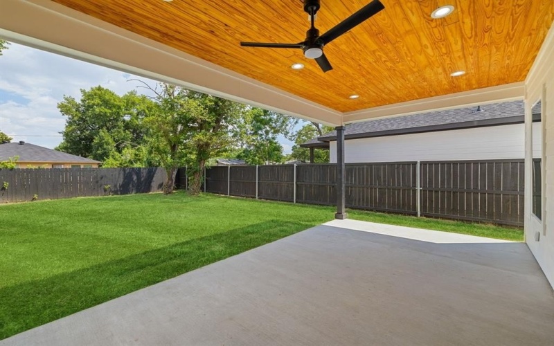 4024 Esmalda Street, Dallas, TX 75212, 4 Bedrooms Bedrooms, ,3 BathroomsBathrooms,Residential,For Sale,4024 Esmalda Street,0,21005965