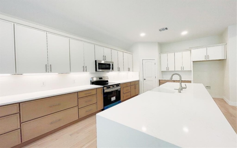 310 Trigg Street, Grand Prairie, TX 75051, 4 Bedrooms Bedrooms, ,2 BathroomsBathrooms,Residential,For Sale,310 Trigg Street,0,21024887
