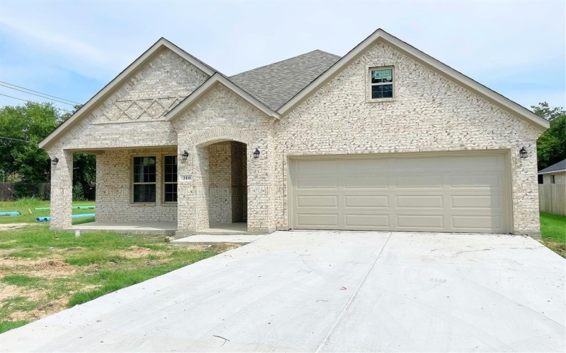 310 Trigg Street, Grand Prairie, TX 75051, 4 Bedrooms Bedrooms, ,2 BathroomsBathrooms,Residential,For Sale,310 Trigg Street,0,21024887