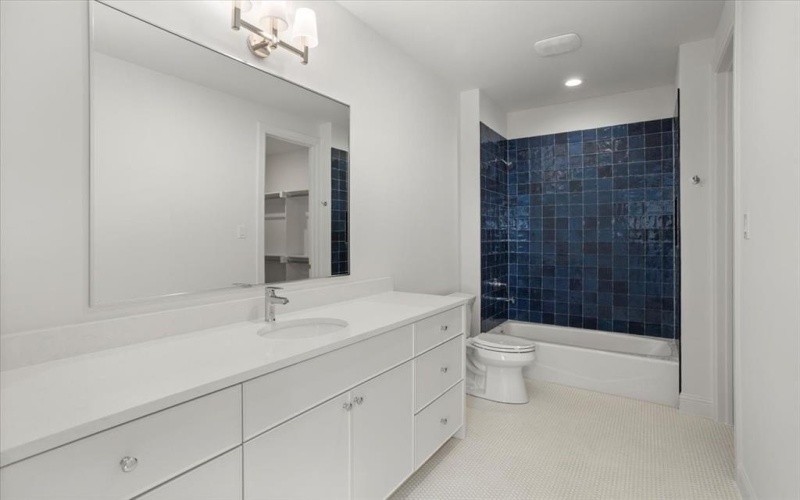 3935 Rochelle Drive, Dallas, TX 75220, 5 Bedrooms Bedrooms, ,6 BathroomsBathrooms,Residential,For Sale,3935 Rochelle Drive,0,21029276