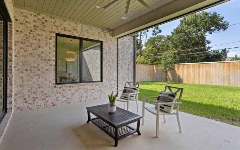 3935 Rochelle Drive, Dallas, TX 75220, 5 Bedrooms Bedrooms, ,6 BathroomsBathrooms,Residential,For Sale,3935 Rochelle Drive,0,21029276