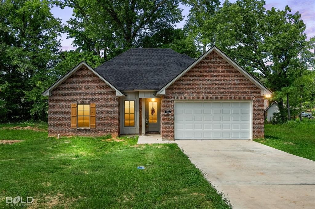6904 Grigg Lane, Greenwood, LA 71033, 3 Bedrooms Bedrooms, ,2 BathroomsBathrooms,Residential,For Sale,6904 Grigg Lane,0,21036877