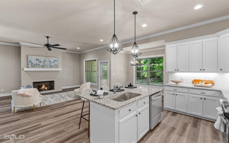 6904 Grigg Lane, Greenwood, LA 71033, 3 Bedrooms Bedrooms, ,2 BathroomsBathrooms,Residential,For Sale,6904 Grigg Lane,0,21036877