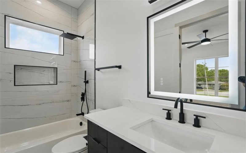 3540 Royal Lane, Dallas, TX 75229, 5 Bedrooms Bedrooms, ,6 BathroomsBathrooms,Residential,For Sale,3540 Royal Lane,0,21039329