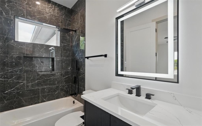 3540 Royal Lane, Dallas, TX 75229, 5 Bedrooms Bedrooms, ,6 BathroomsBathrooms,Residential,For Sale,3540 Royal Lane,0,21039329