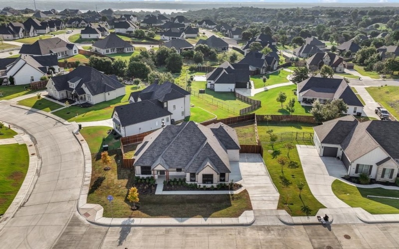 104 Smoky Oak Lane, Weatherford, TX 76087, 3 Bedrooms Bedrooms, ,2 BathroomsBathrooms,Residential,For Sale,104 Smoky Oak Lane,0,21041958