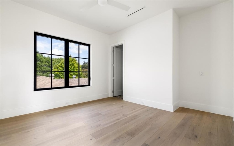 5706 Stanford Avenue, Dallas, TX 75209, 5 Habitaciones Habitaciones , ,6 BañosBaños,Residential,En Venta,5706 Stanford Avenue,0,21042055