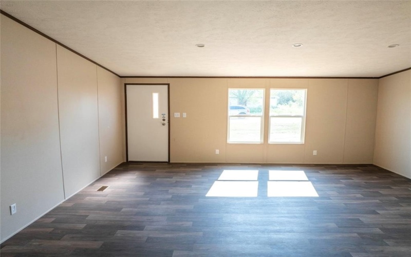 7005 Walden Drive, Joshua, TX 76058, 4 Habitaciones Habitaciones , ,2 BañosBaños,Residential,En Venta,7005 Walden Drive,0,21042130