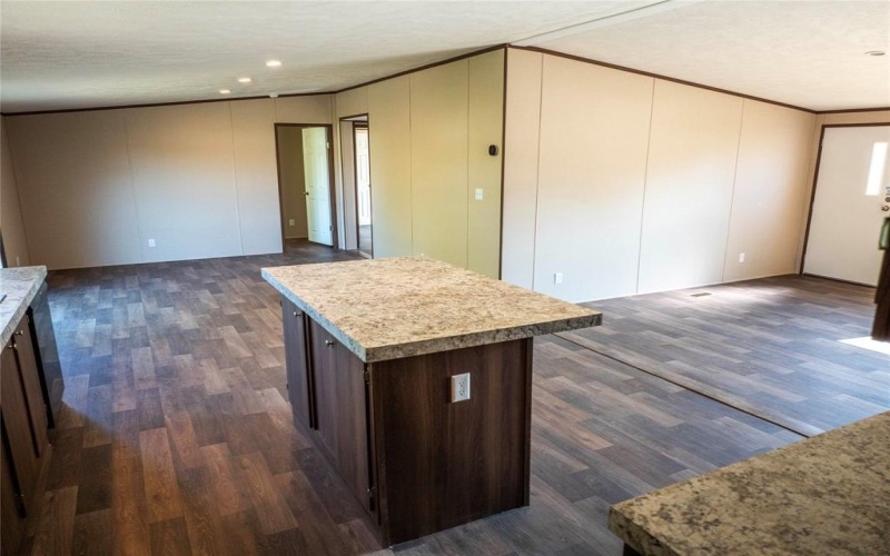 7005 Walden Drive, Joshua, TX 76058, 4 Habitaciones Habitaciones , ,2 BañosBaños,Residential,En Venta,7005 Walden Drive,0,21042130