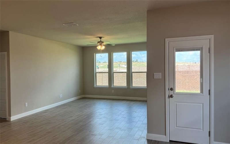 15112 GREEN BLUFF Drive, Fort Worth, TX 76008, 4 Bedrooms Bedrooms, ,2 BathroomsBathrooms,Residential,For Sale,15112 GREEN BLUFF Drive,0,21042152