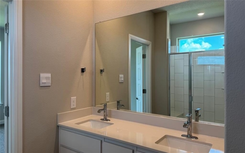 15112 GREEN BLUFF Drive, Fort Worth, TX 76008, 4 Bedrooms Bedrooms, ,2 BathroomsBathrooms,Residential,For Sale,15112 GREEN BLUFF Drive,0,21042152