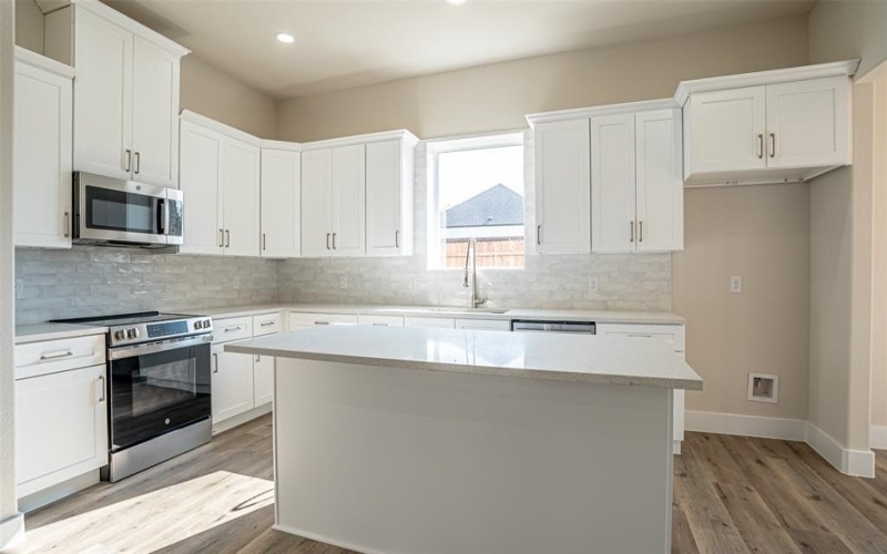 5426 Van Horn Drive, Granbury, TX 76048, 4 Bedrooms Bedrooms, ,3 BathroomsBathrooms,Residential,For Sale,5426 Van Horn Drive,0,21042294