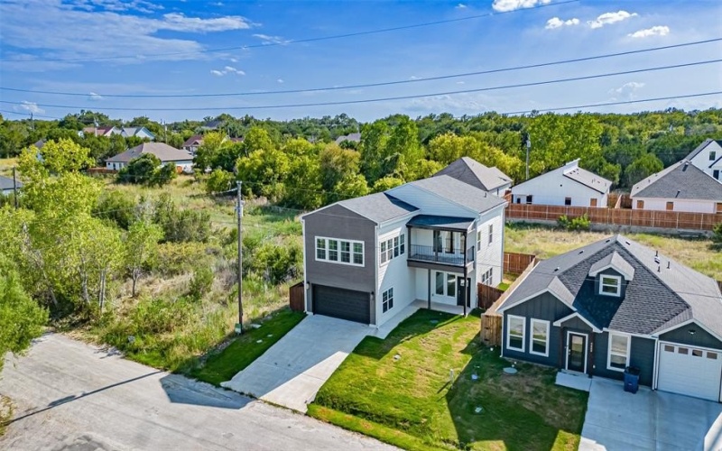 5426 Van Horn Drive, Granbury, TX 76048, 4 Bedrooms Bedrooms, ,3 BathroomsBathrooms,Residential,For Sale,5426 Van Horn Drive,0,21042294