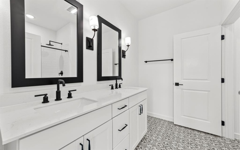 1254 Okeechobee Drive, Dallas, TX 75253, 4 Bedrooms Bedrooms, ,2 BathroomsBathrooms,Residential,For Sale,1254 Okeechobee Drive,0,21042737