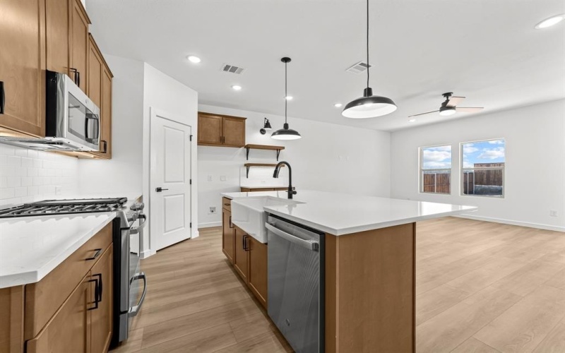 1254 Okeechobee Drive, Dallas, TX 75253, 4 Bedrooms Bedrooms, ,2 BathroomsBathrooms,Residential,For Sale,1254 Okeechobee Drive,0,21042737