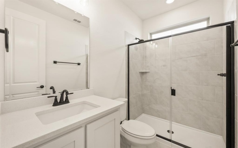 808 Blue Fescue Road, Fort Worth, TX 76247, 5 Habitaciones Habitaciones , ,5 BañosBaños,Residential,En Venta,808 Blue Fescue Road,0,21042741