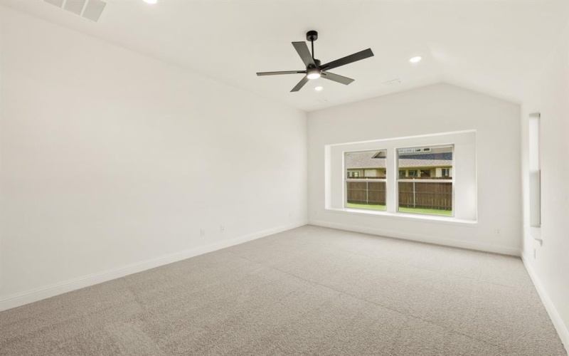 808 Blue Fescue Road, Fort Worth, TX 76247, 5 Habitaciones Habitaciones , ,5 BañosBaños,Residential,En Venta,808 Blue Fescue Road,0,21042741