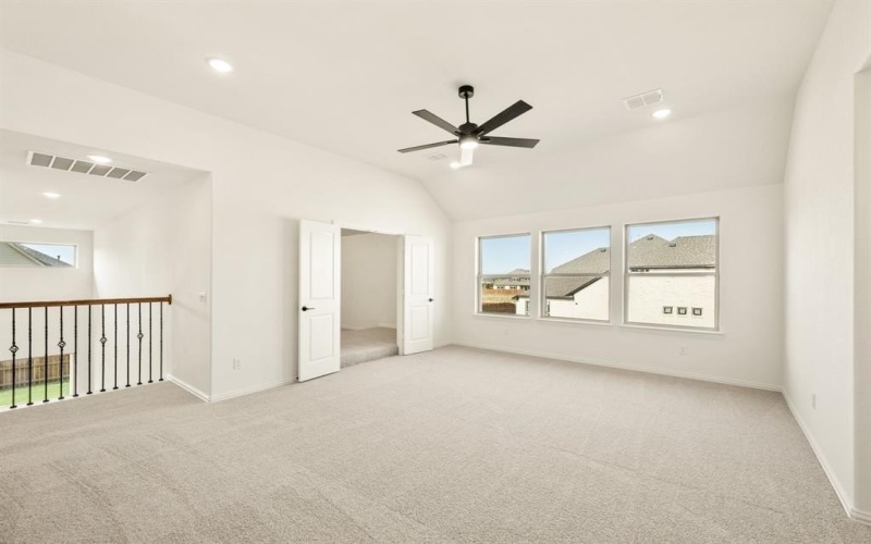 808 Blue Fescue Road, Fort Worth, TX 76247, 5 Habitaciones Habitaciones , ,5 BañosBaños,Residential,En Venta,808 Blue Fescue Road,0,21042741