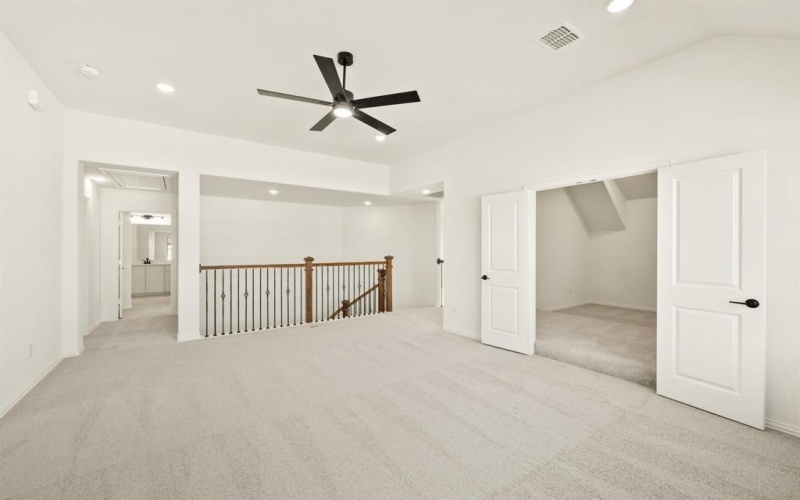 808 Blue Fescue Road, Fort Worth, TX 76247, 5 Habitaciones Habitaciones , ,5 BañosBaños,Residential,En Venta,808 Blue Fescue Road,0,21042741